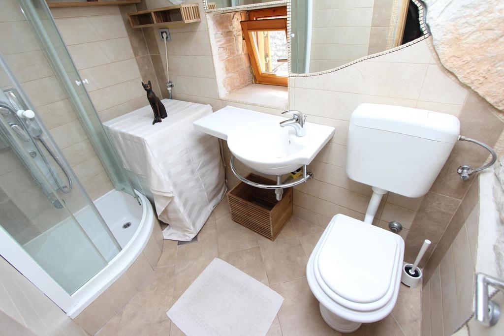 Apartment Midea Ровінь Номер фото